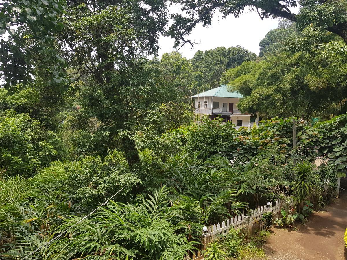 สไปซ์ จังเกิ้ล รีสอร์ต Bed & Breakfast มุนนาร์ ภายนอก รูปภาพ