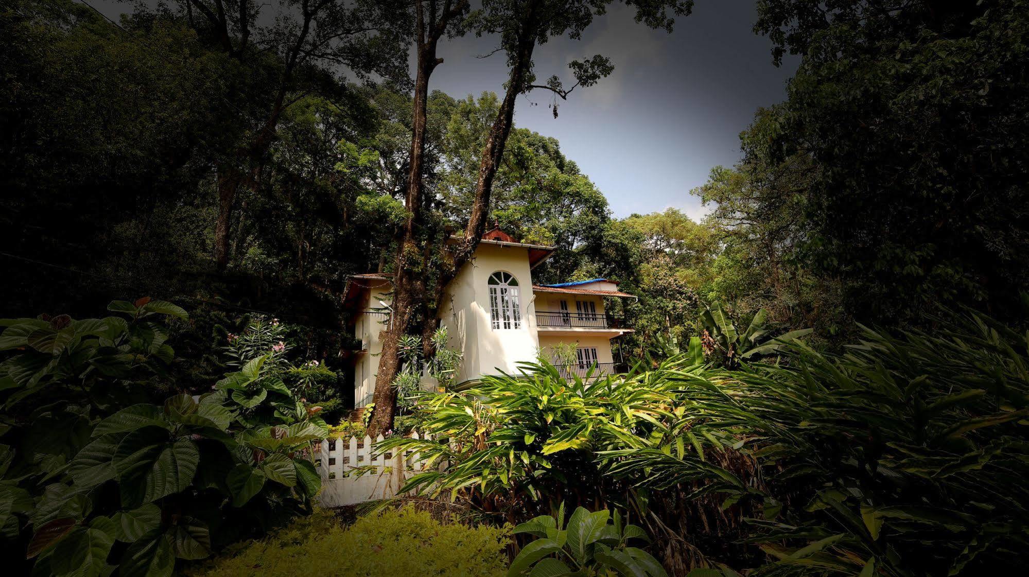 สไปซ์ จังเกิ้ล รีสอร์ต Bed & Breakfast มุนนาร์ ภายนอก รูปภาพ
